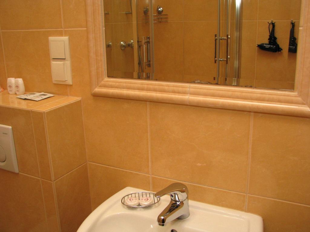 Hotel Płock Cameră foto